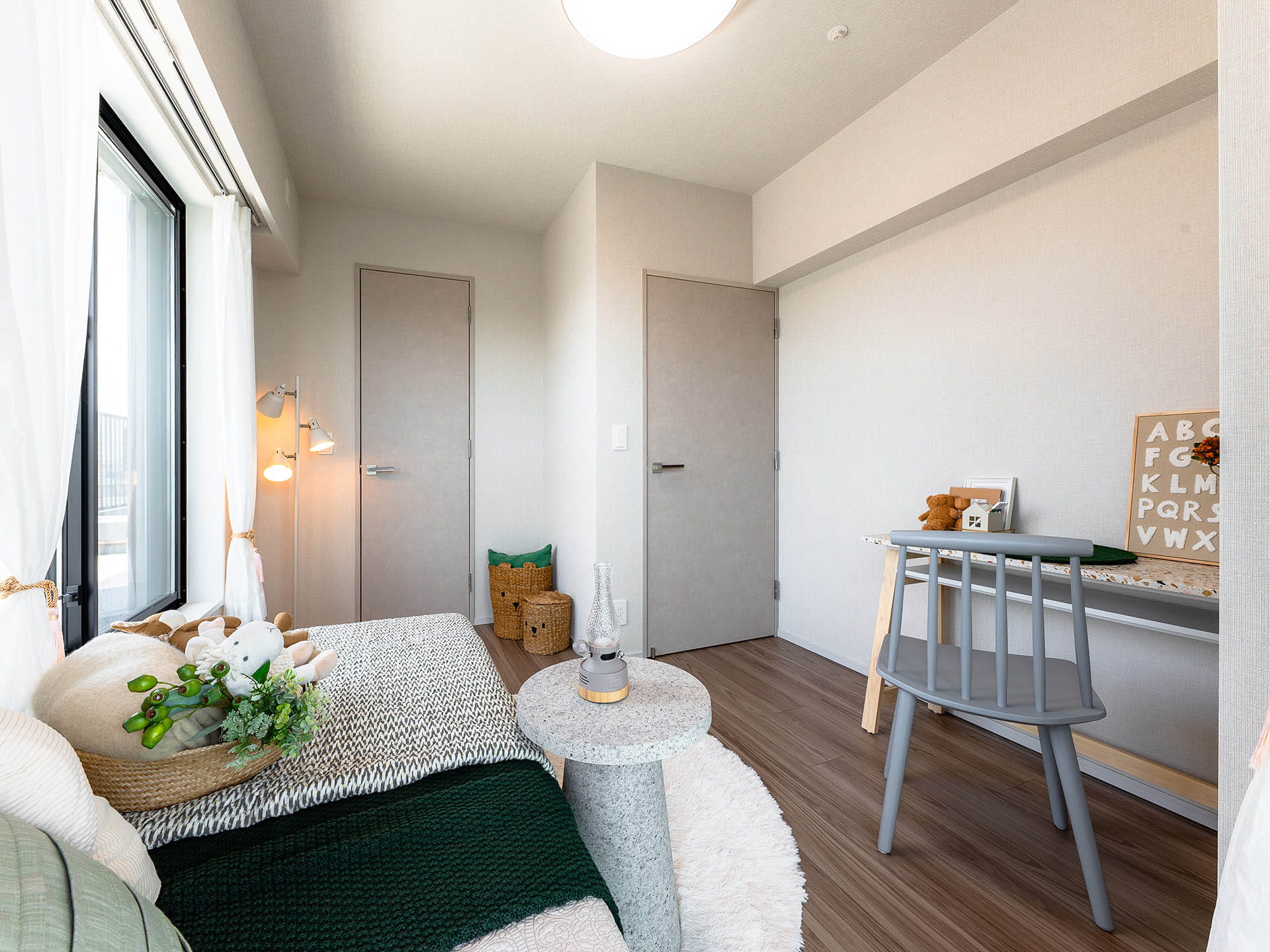 KIDS ROOM